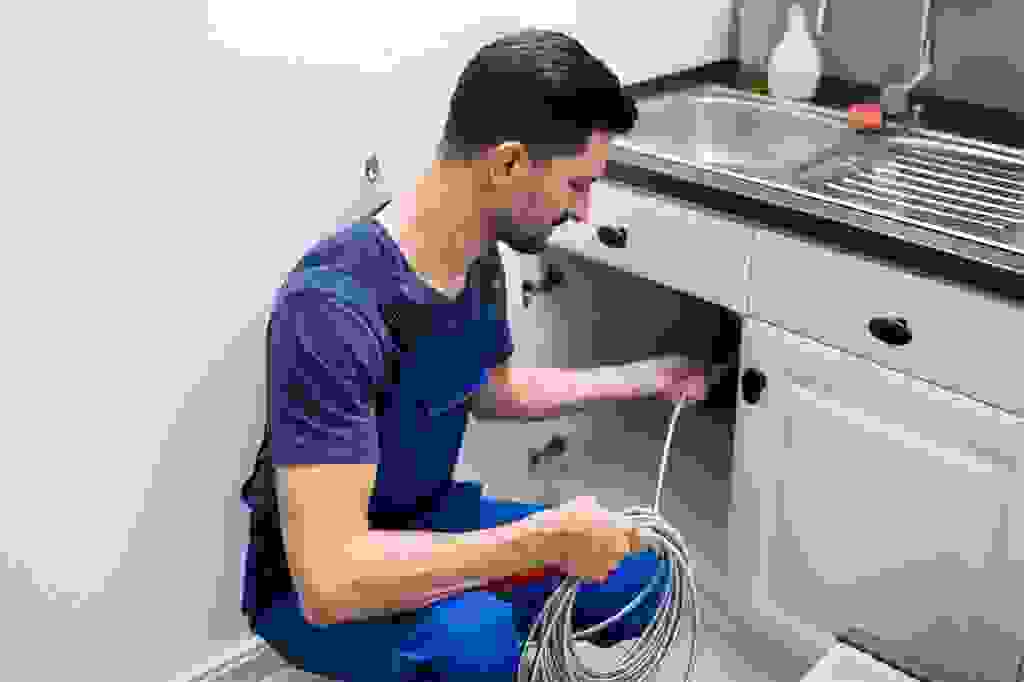 plumber in Corona, CA